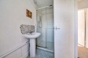 Photo 16- click for photo gallery